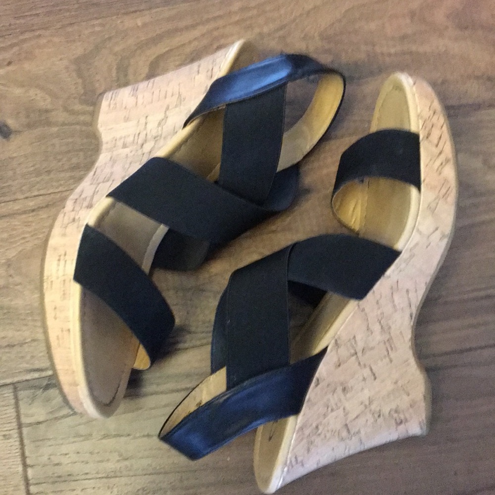 Chinese Laundry  Wedges Black